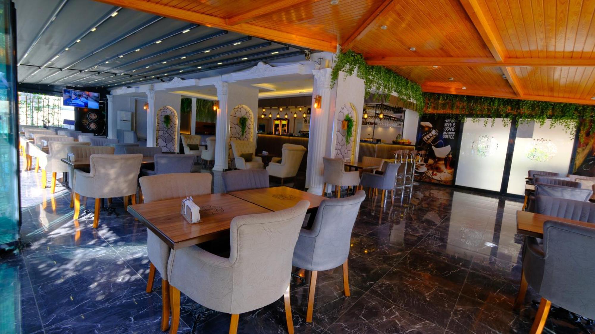 Elada Luxury Otel Arsuz Bagian luar foto